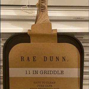 Rae Dunn 11 inch griddle